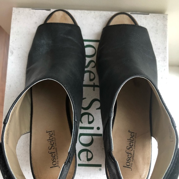 Josef Seibel
Bonnie 09 (Black) - Picture 5 of 8